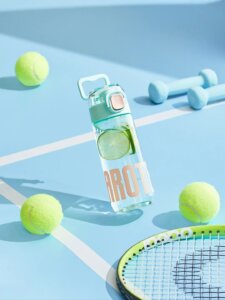 What Material is Better for Sports Water Bottles?