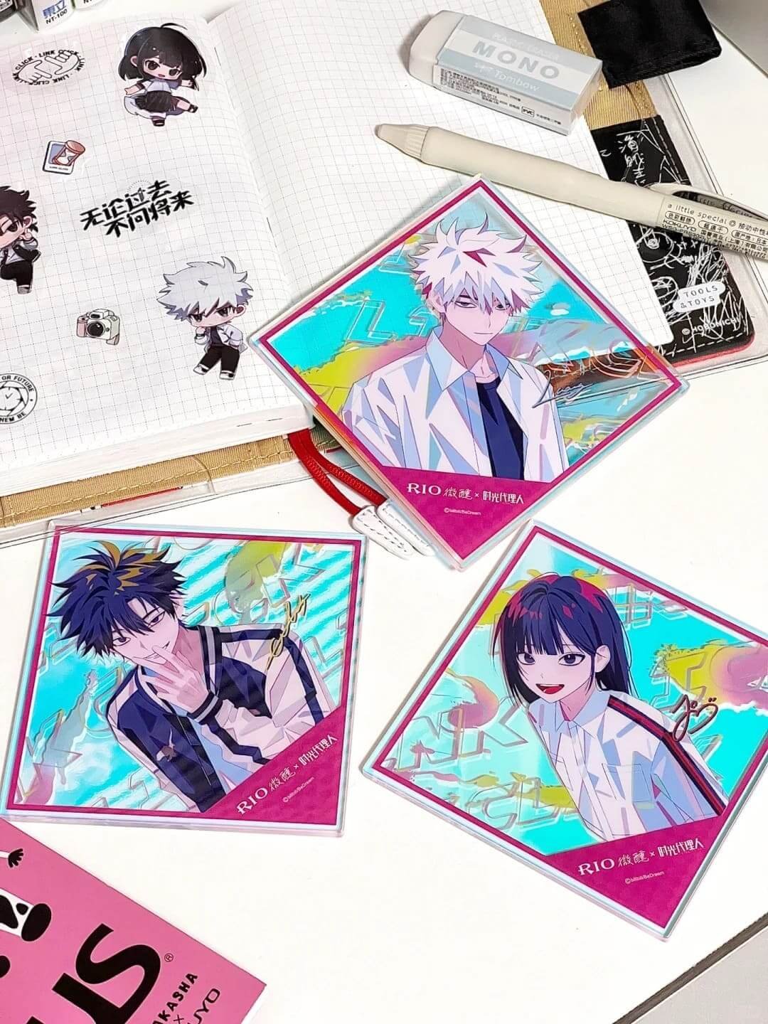 Discover the Versatility of Custom Acrylic Glitter Art Products!